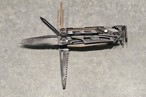 Mint condition leatherman mut - leatherman,