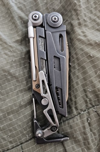 Leatherman mut titanium - leatherman,
